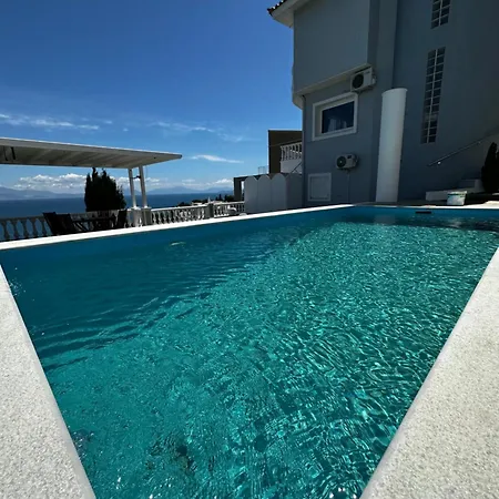 Вилла Melissi Luxury Ксилокастро