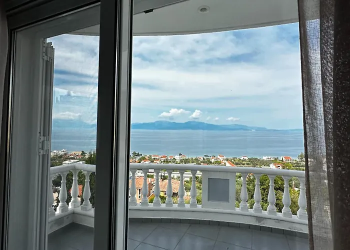 Melissi Luxury Villa *